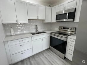 Building Photo - 227 Fanshaw F