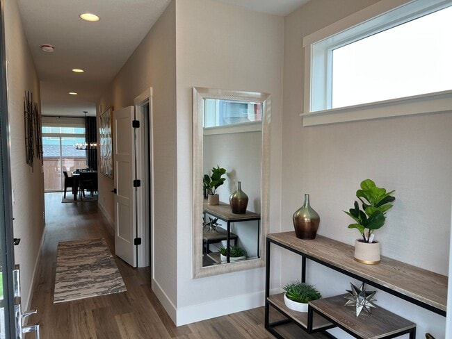 Photo - Builder Model End Unit Prairie Commons Luxury Townhome for Lease - 11913 NE 109th St