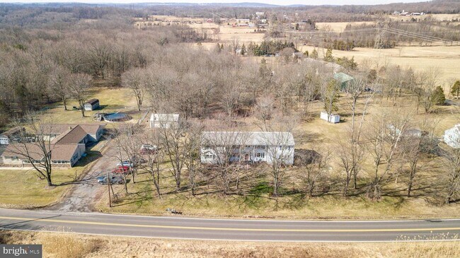 Building Photo - 1884 Richlandtown Pike
