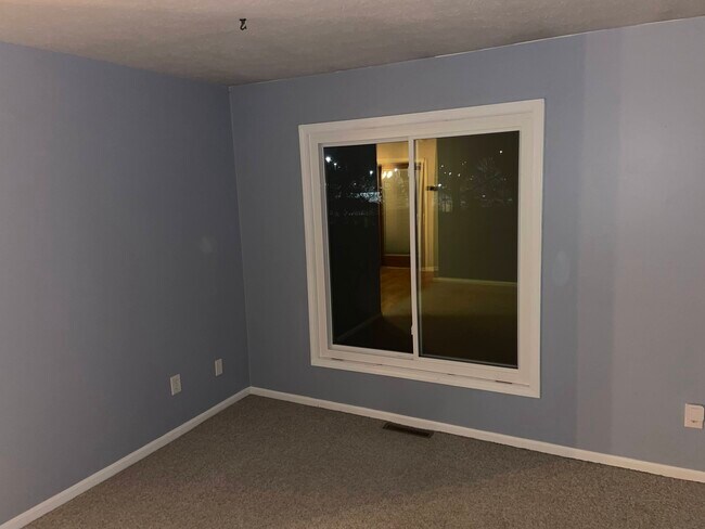 Foto del edificio - 32605 Bainbridge Rd