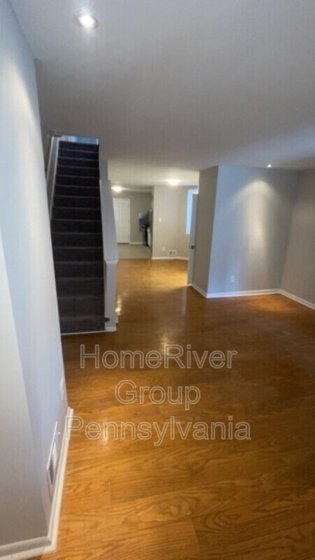 Foto del edificio - 5920 Chester Ave