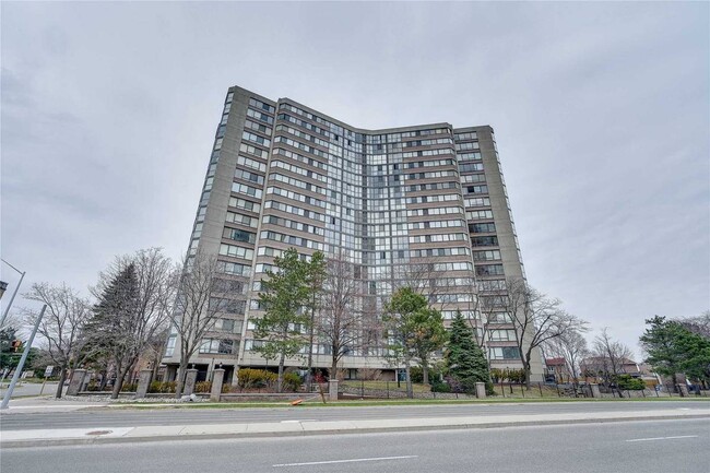 Building Photo - 4235 Sherwoodtowne Blvd