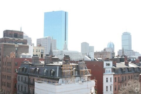 Building Photo - 93 Beacon St