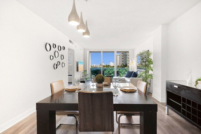 Foto del edificio - 4001 S Ocean Dr