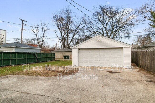 Foto del edificio - 3256 186th St