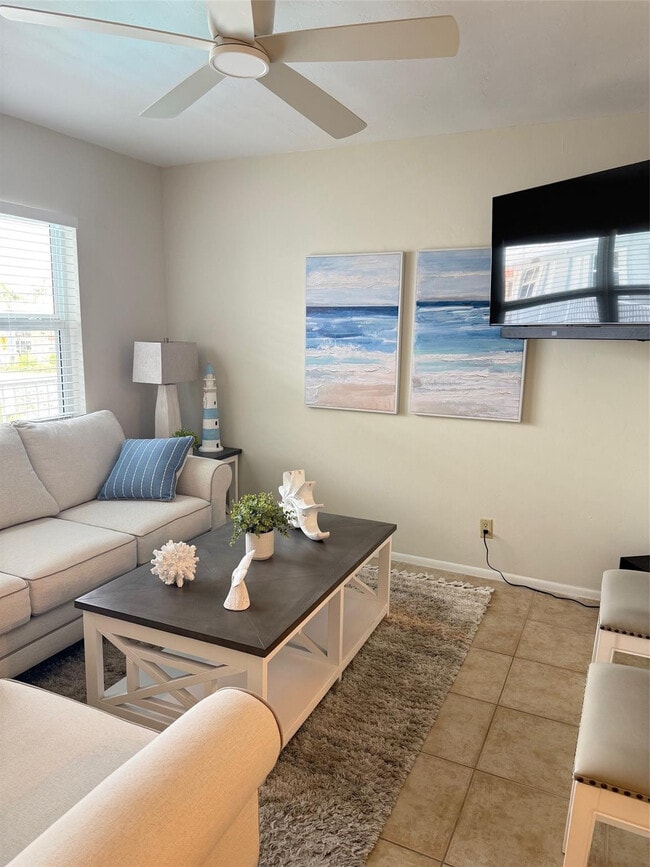 Foto del edificio - 4658 Bougainvilla Dr