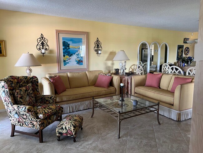 Foto del edificio - 1070 Sugar Sands Blvd