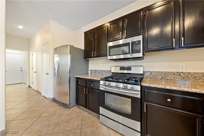 Building Photo - 10552 Calico Pines Ave