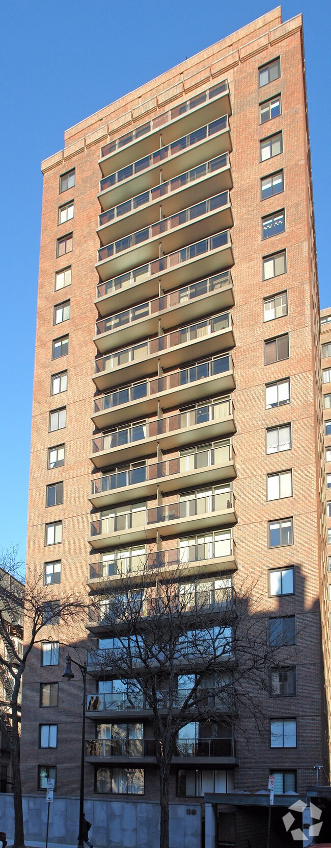 Building Photo - One Eighty Beacon