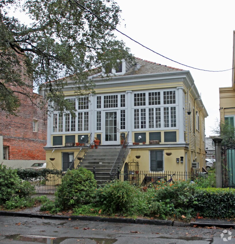520 Esplanade Ave, New Orleans, LA 70116 Apartments in New Orleans