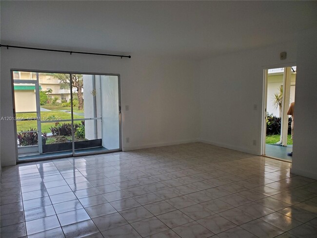 Building Photo - 1450 Atlantic Shores Blvd