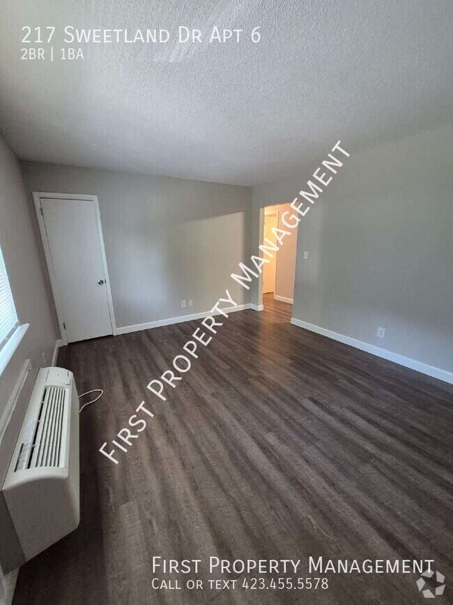 Building Photo - 217 Sweetland Dr