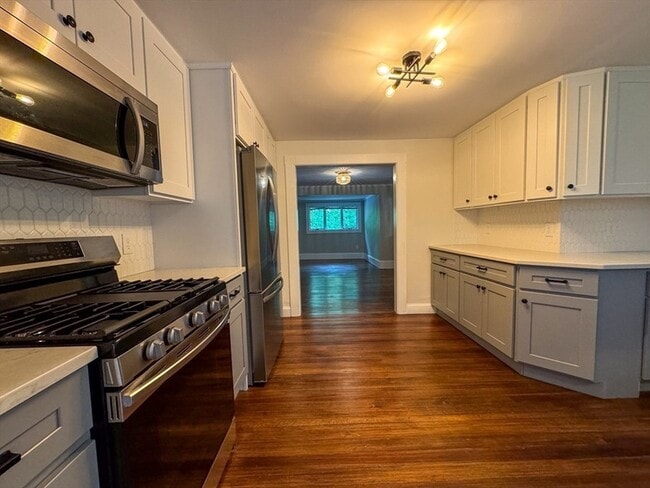 Building Photo - 77 Capen Street Unit 2
