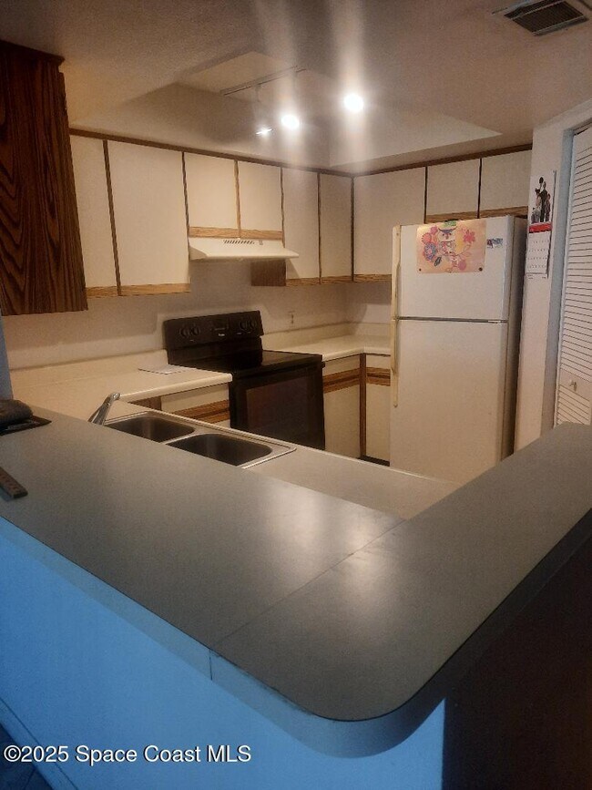 Foto del edificio - 1515 Huntington Ln