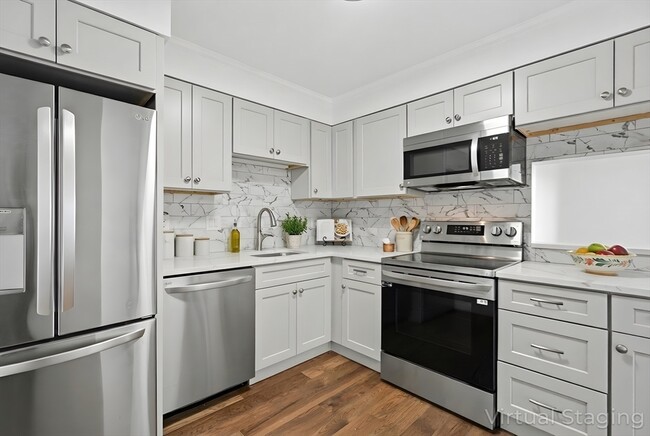 Foto del edificio - 2 Summit Dr