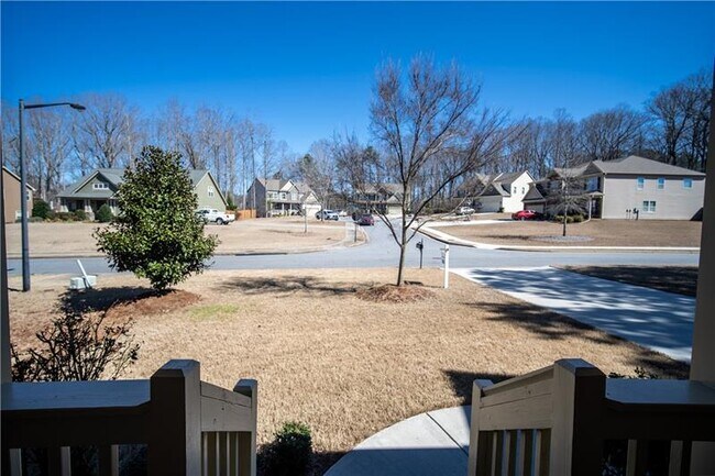 Building Photo - 5289 Cedar Mill Dr