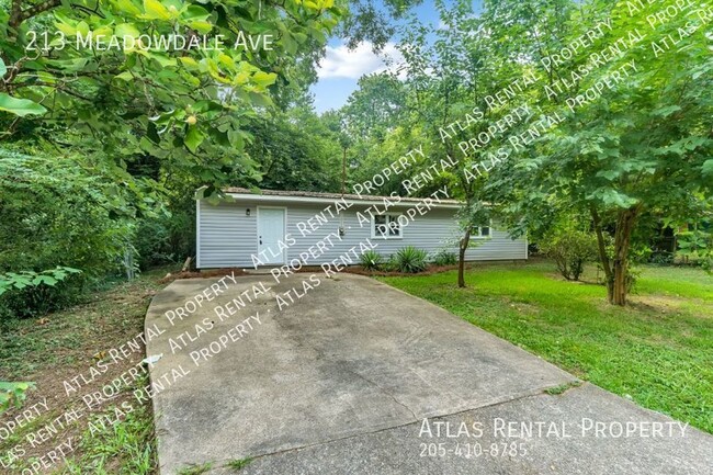 Foto del edificio - 213 Meadowdale Ave
