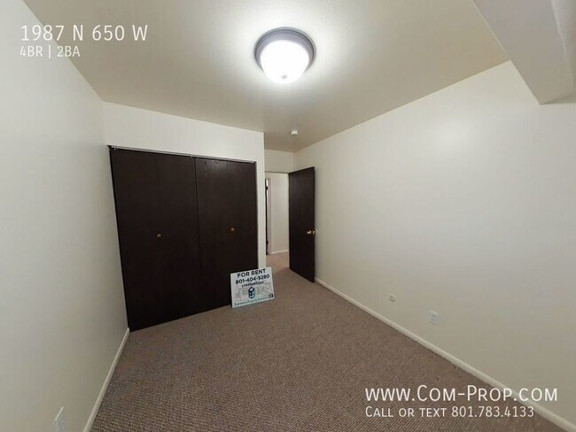 Building Photo - 1987 N 650 W