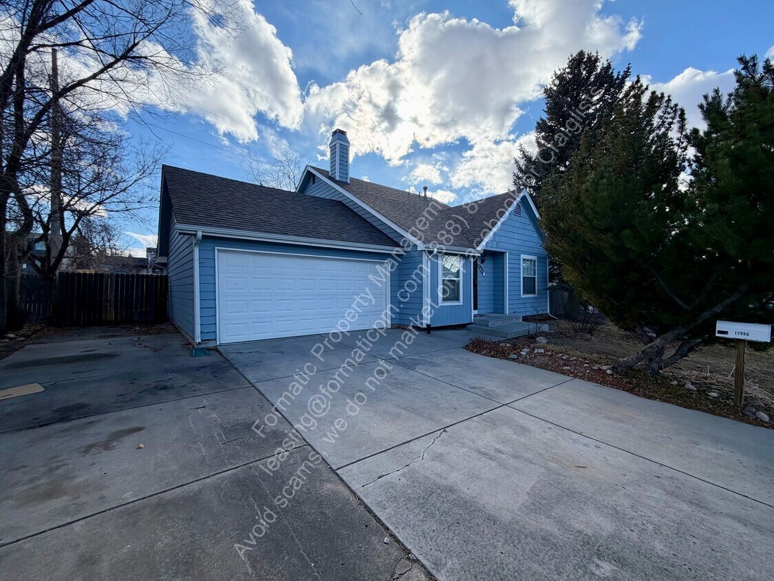 Photo - 17998 East Bellewood Drive