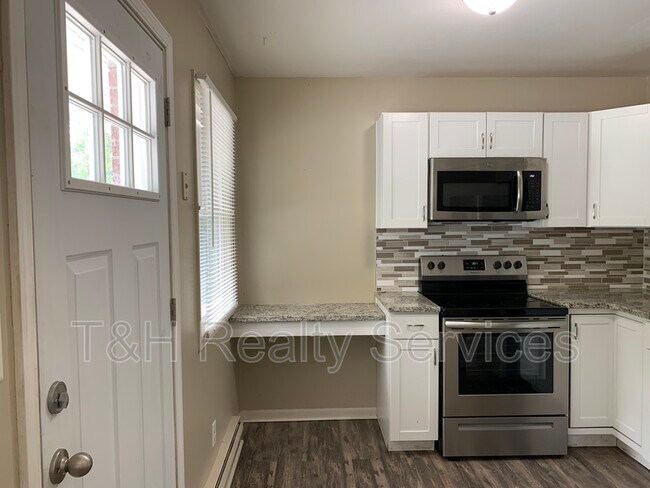 Foto del edificio - 2924 S County Road 1050 E