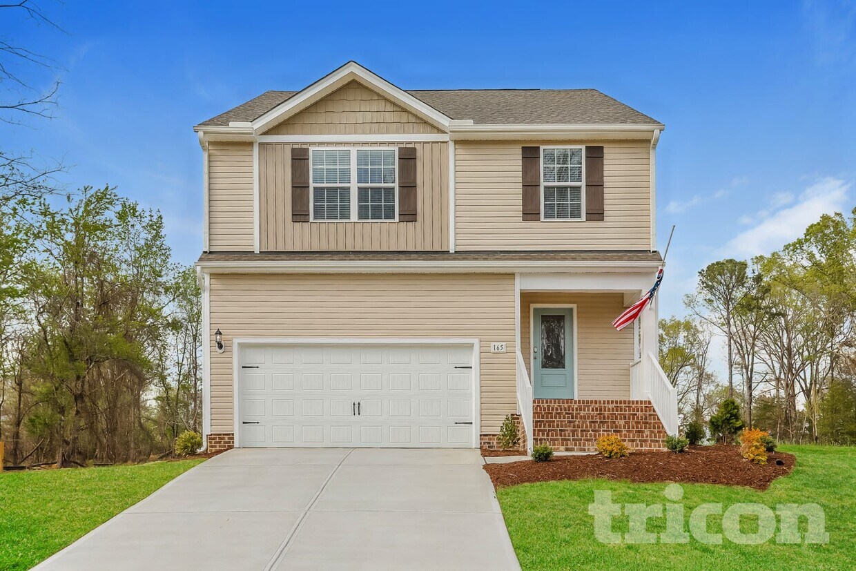 Foto principal - 165 Parkers Gate Dr