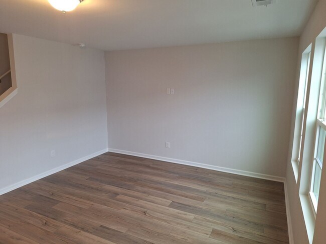Foto del edificio - MOVE IN SPECIAL!!! Fabulous New Townhouse in Columbia SC!