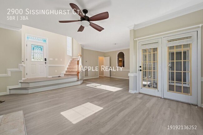 Foto del edificio - 2900 Sissinghurst Ct