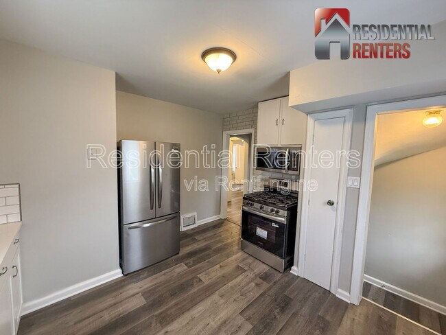 Building Photo - 4241 N 47th St