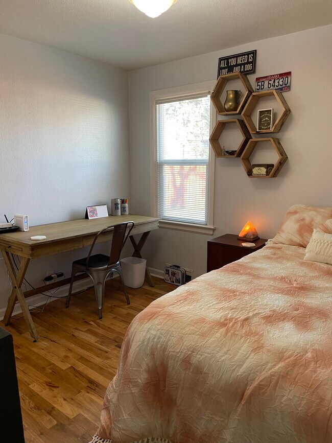 Bedroom Two - 4820 W Franklin Rd