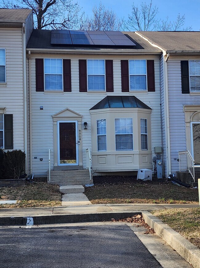 Foto del edificio - 9308 Gordon Ct