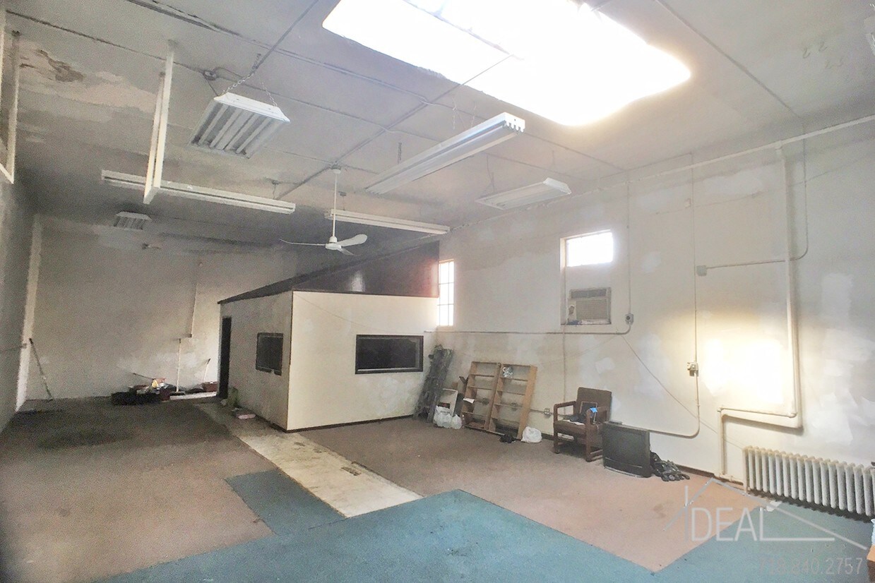 Foto del edificio - 431 Atlantic Ave