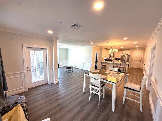 Building Photo - 320 Middlesex Ave