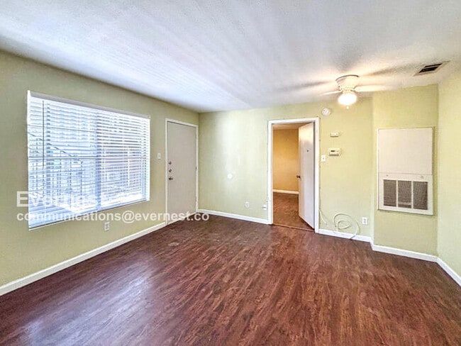 Building Photo - 710 E Dean Keeton St