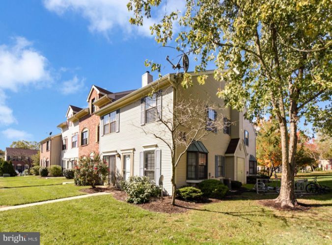 63 O'Neill Ct, Trenton, NJ 08648 Townhome Rentals in Trenton NJ