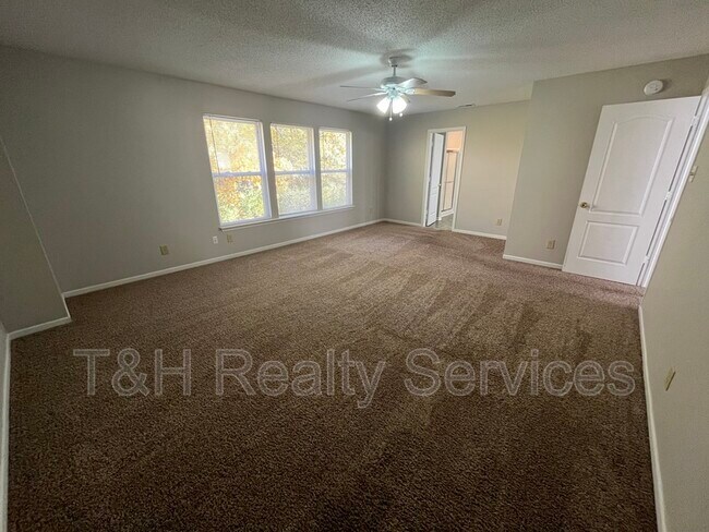 Building Photo - 8632 Belle Union Dr