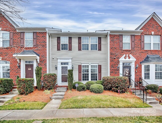 Building Photo - 6416 Hasley Woods Dr