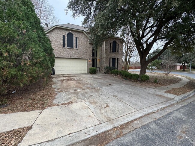 Building Photo - In Converse Texas 4 Bedroom 2 Bath Plus 2 ...