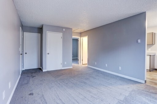Building Photo - 2-Bed Has EVERYTHING YOU NEED!! Ask About ...