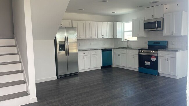 Foto del edificio - 9746 Garcroft St