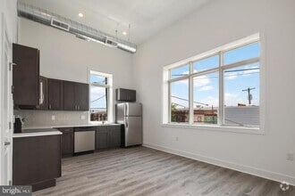 Building Photo - 1705 Jackson St