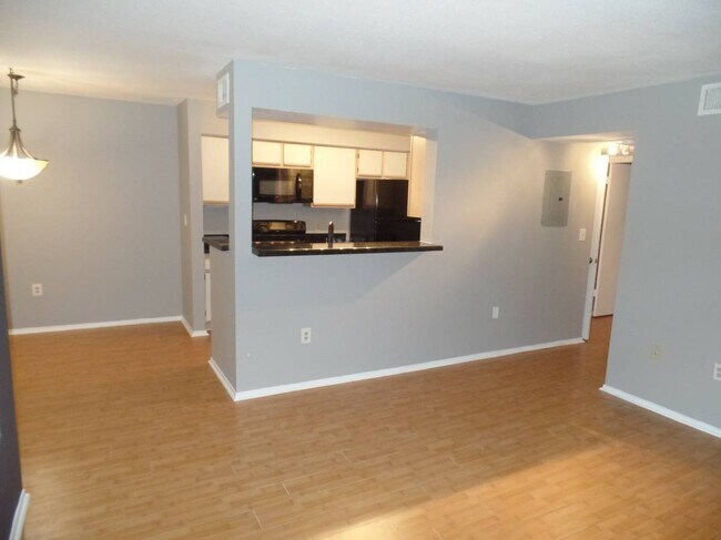 Foto del edificio - 2420 NW 33rd St
