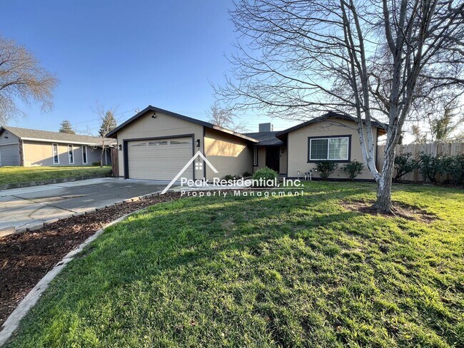 Foto del edificio - Updated Citrus Heights 3bd/2ba House With RV Access!