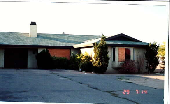 Bear Valley Ca >> 21655 Outer Bear Valley Rd Apple Valley Ca 92308 Apartments Bear Valley Ca >> 21655 Outer Bear Valley Rd Apple Valley Ca 92308 Apartments