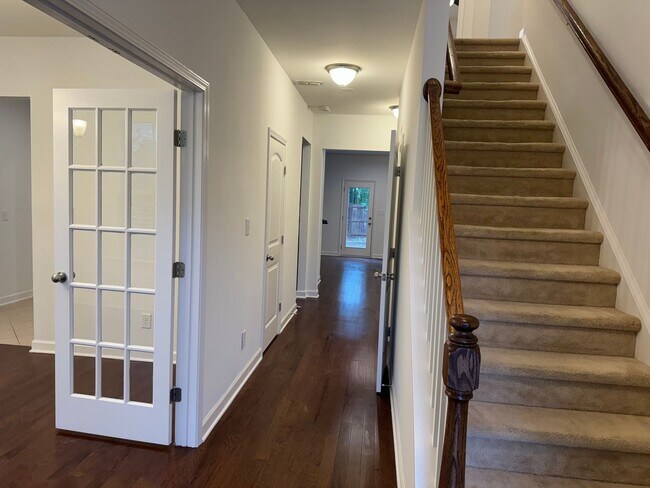 Foto del edificio - Gorgeous 3 Bedroom home located in Ellingt...