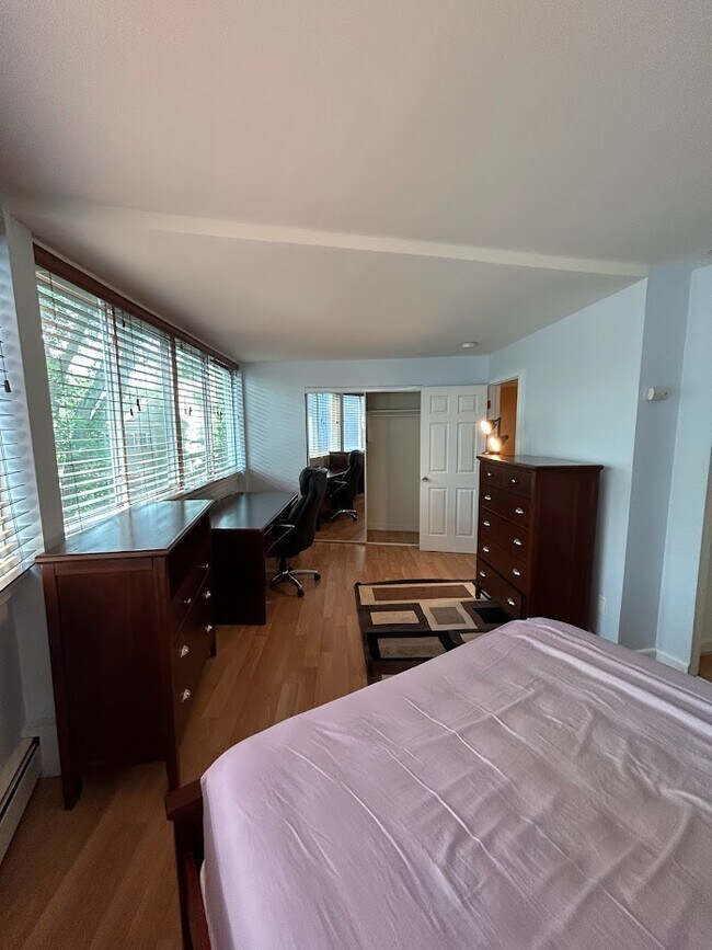 Foto del edificio - 516 Green St