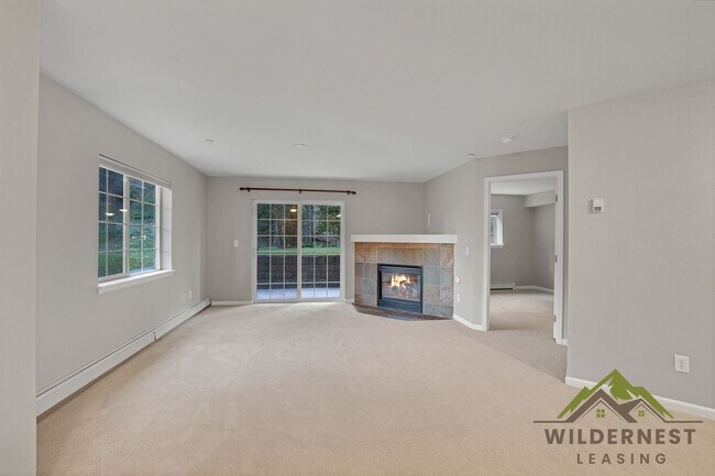 Building Photo - Serene 2BD/2BA  Swan's Nest Townhome with ...