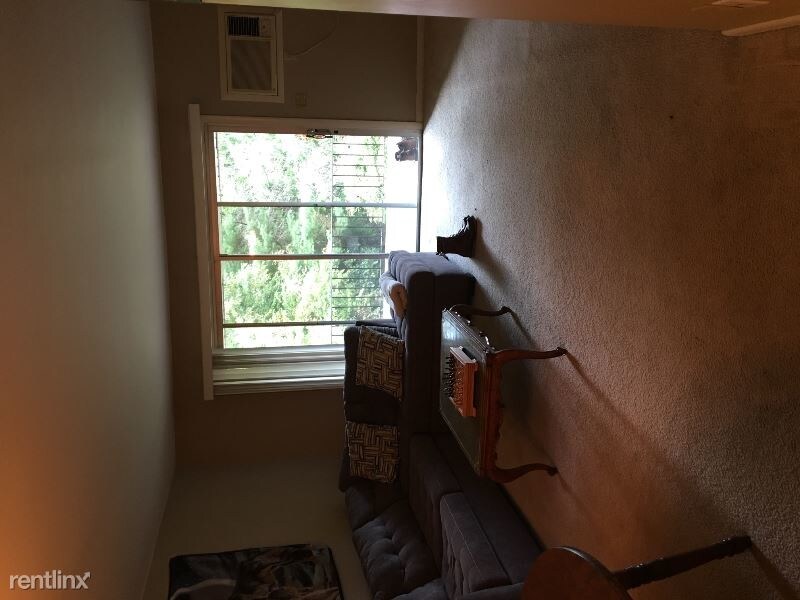 Foto principal - 2 br, 1 bath Apartment - 129 Westwood drive