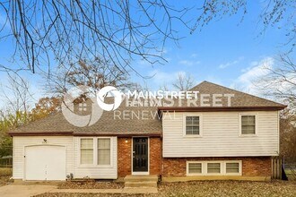 Building Photo - 513 Melrose St