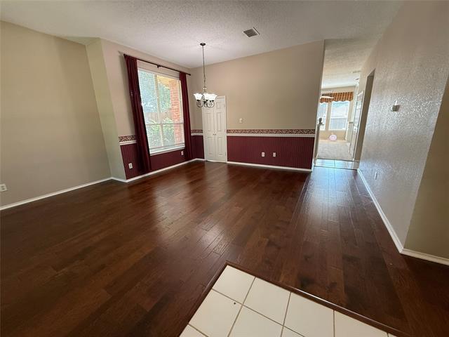 Foto del edificio - 1022 Dickens Ln