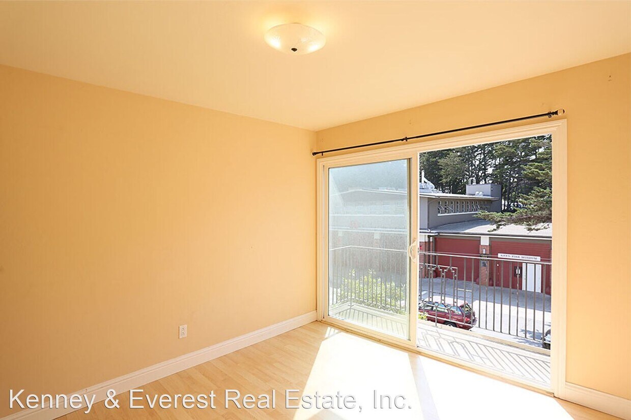 Primary Photo - 2 br, 1 bath House - 630 Presidio Avenue #4